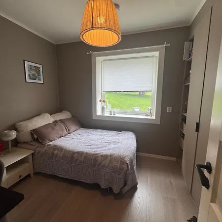 Modern 2br With Balcony And Free Parking Апартаменты Осло