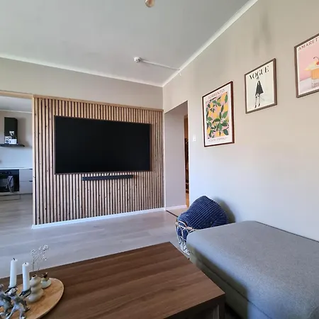 Апартаменты Modern 2br With Balcony And Free Parking